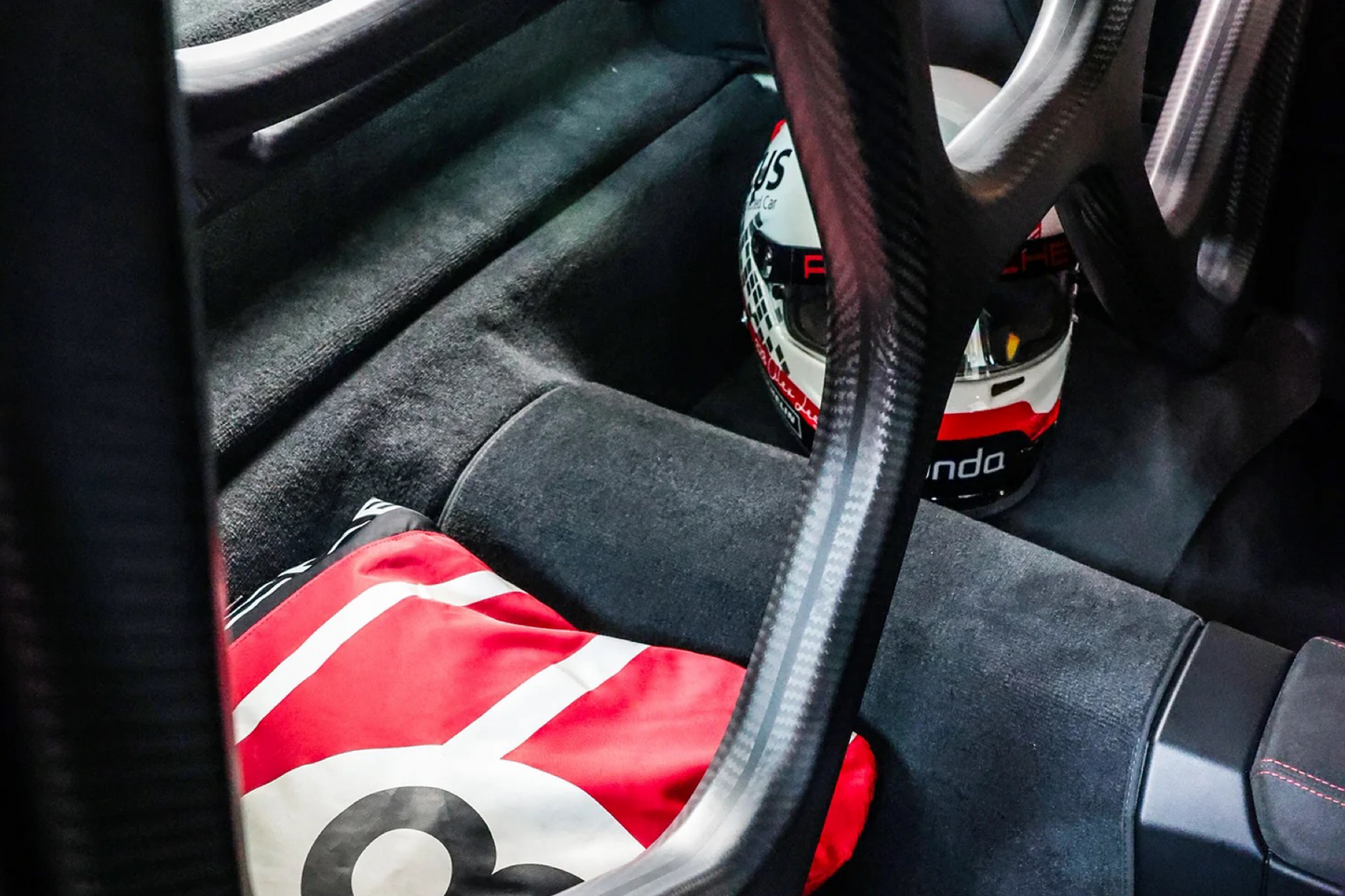 Porsche 992 GT3 GT3RS Dry Carbon Fiber Roll Cage Silver Rocket